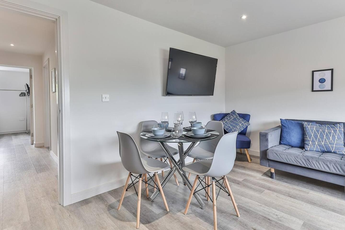 Newly Renovated 3 Bed 2 Bath Apartment & Parking Шефилд Экстерьер фото